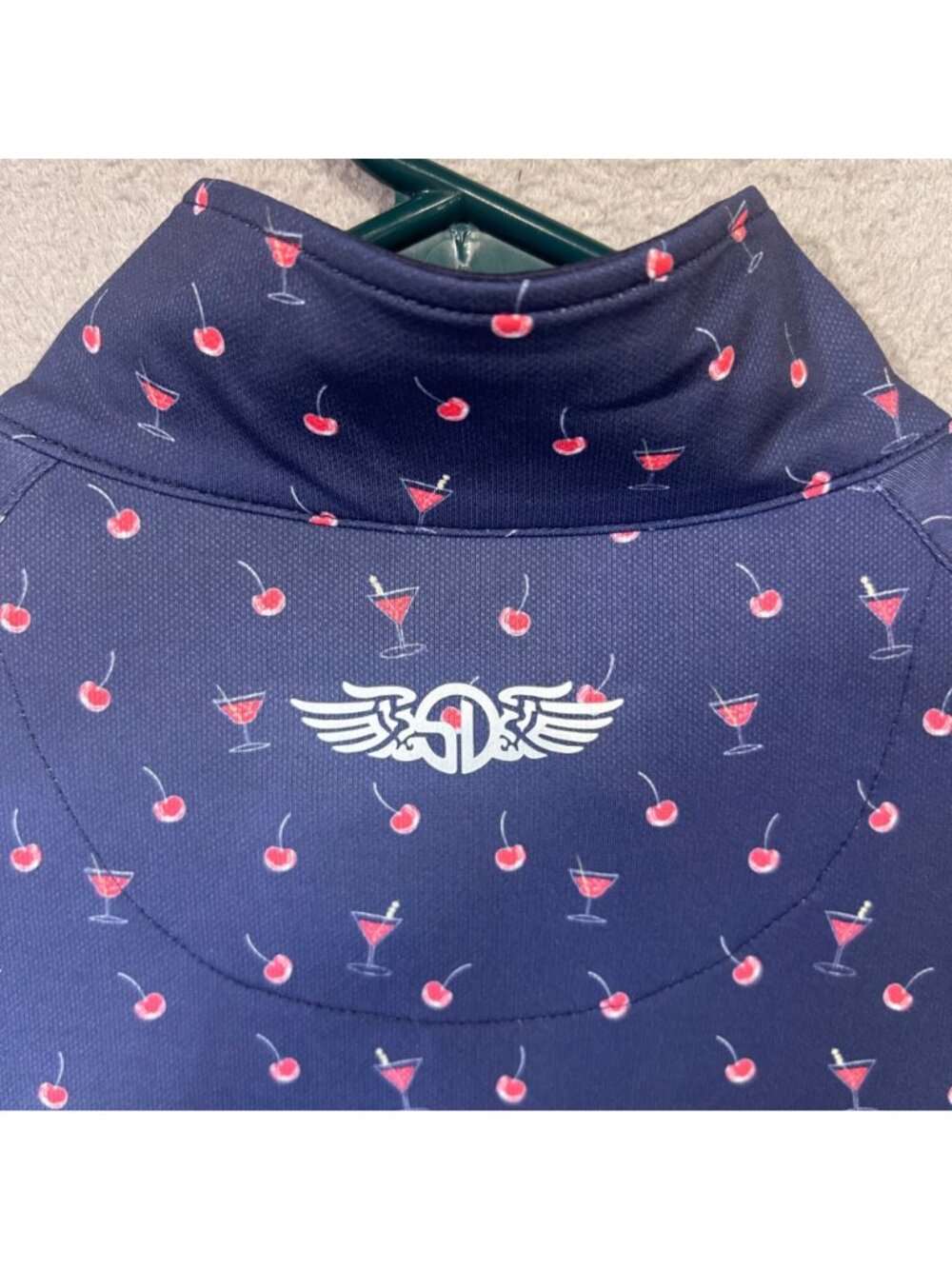 Straight Down Womens XL Cherry& Martini Print Golf Pullover Performance Top EUC - Picture 7 of 12